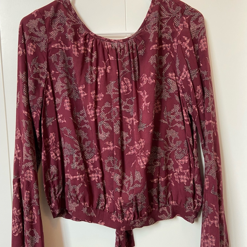 Tie back floral top size M